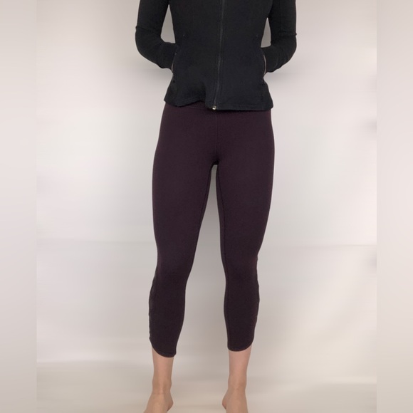 BOGO FREE Lululemon Tied To It Crop 21" Black Cherry‎ - Picture 1 of 9